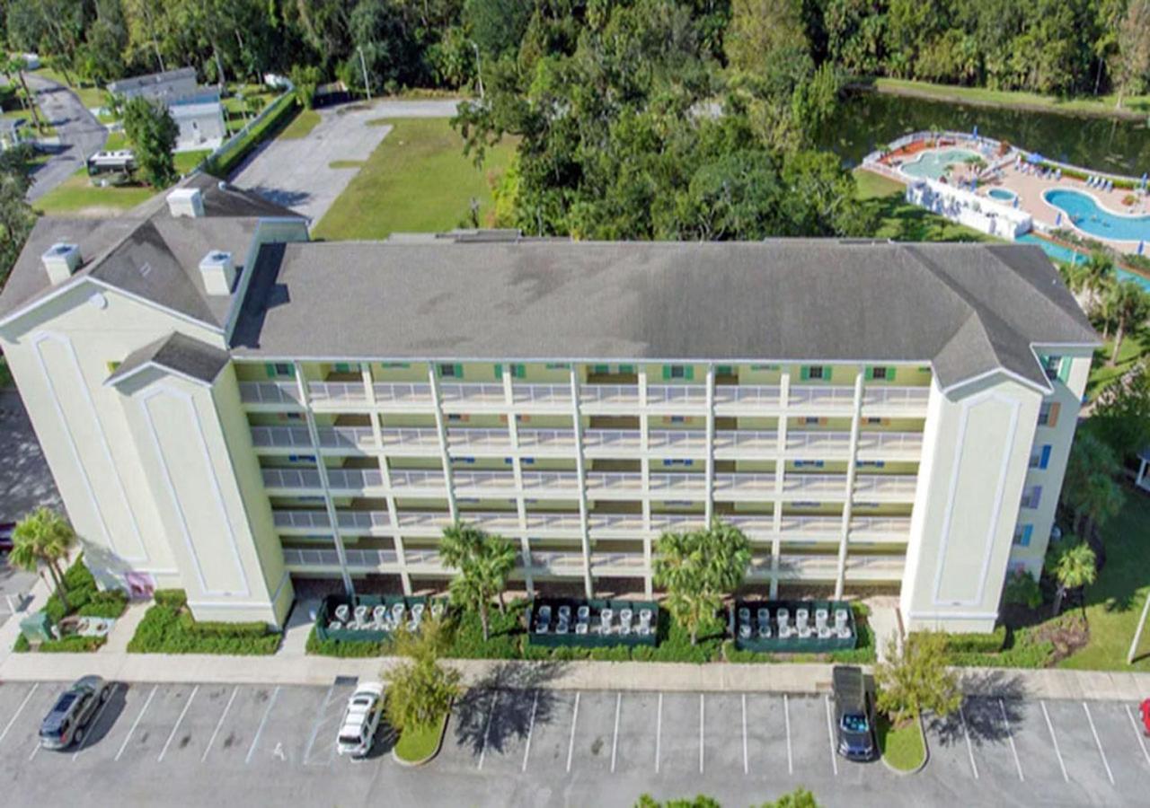 Barefoot Suite Celebration Exterior photo