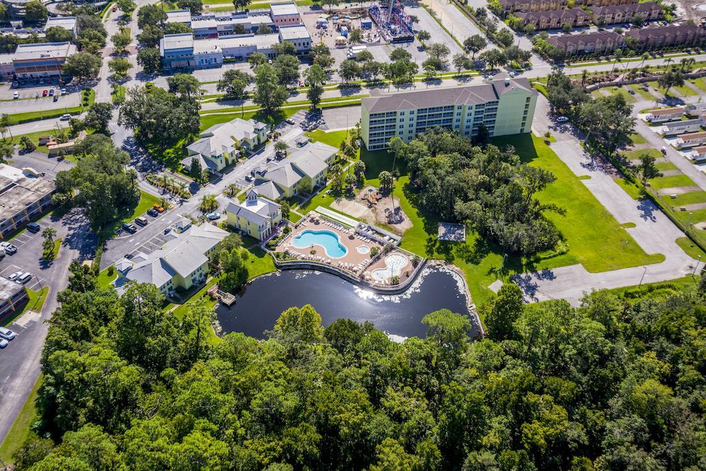 Barefoot Suite Celebration Exterior photo