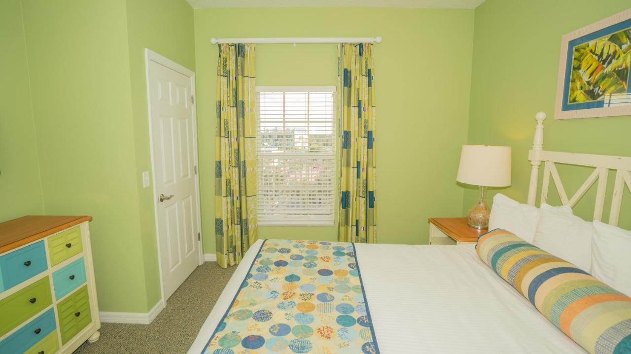 Barefoot Suite Celebration Exterior photo