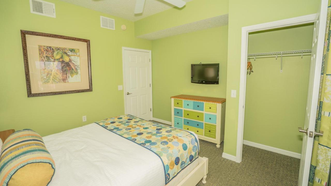Barefoot Suite Celebration Exterior photo