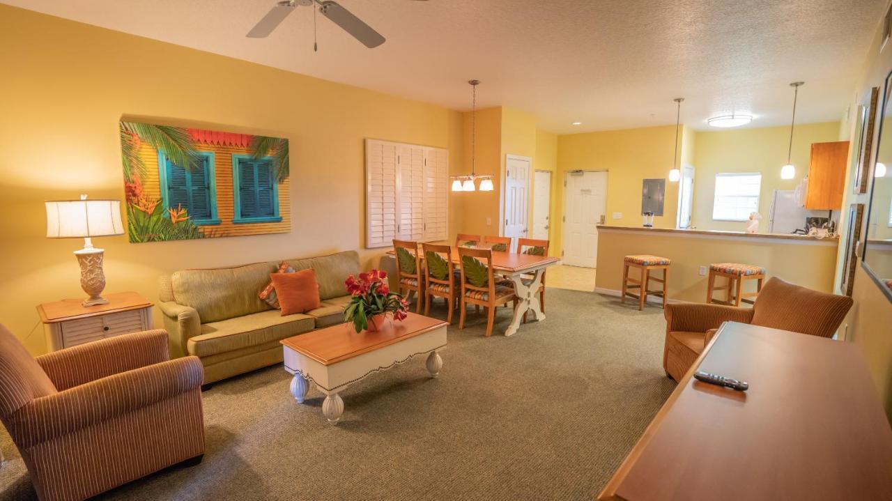 Barefoot Suite Celebration Exterior photo